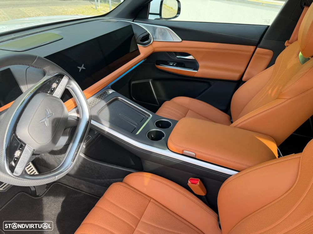 Xpeng G9 98 kWh AWD Performance - 4