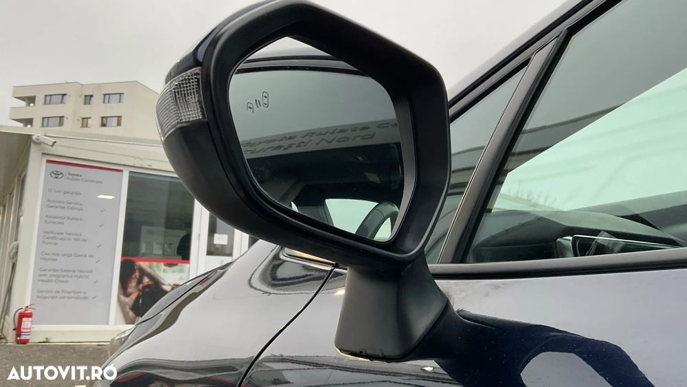 Toyota Corolla TS 1.8 HSD Dynamic - 29