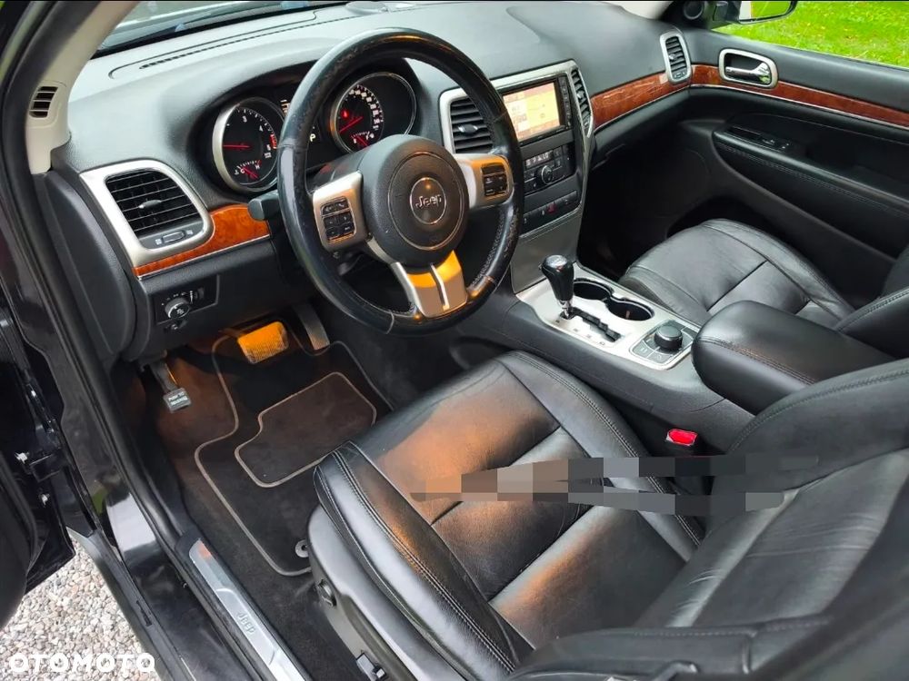 Jeep Grand Cherokee - 18