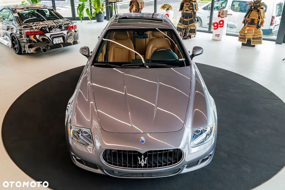 Maserati Quattroporte S - 12