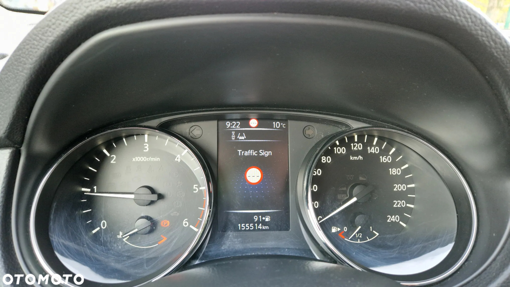 Nissan Qashqai 1.6 DCi N-Connecta - 12