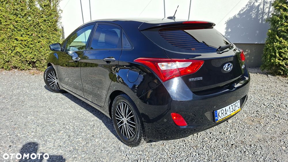 Hyundai i30 1.4 Fifa World Cup Edition - 29