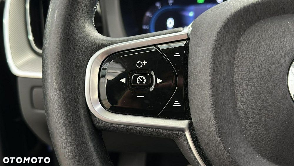 Volvo XC 60 - 24