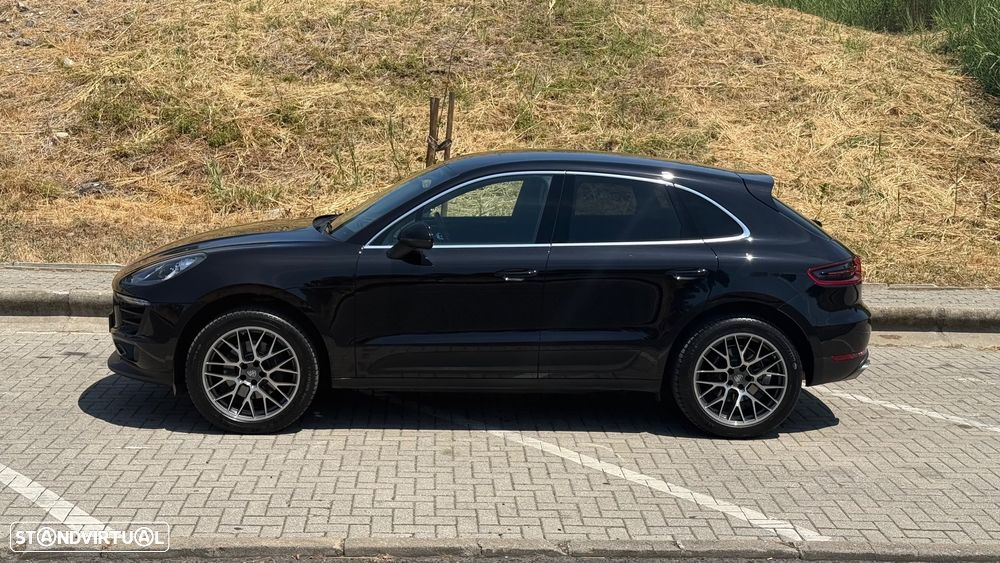 Porsche Macan Standard - 2