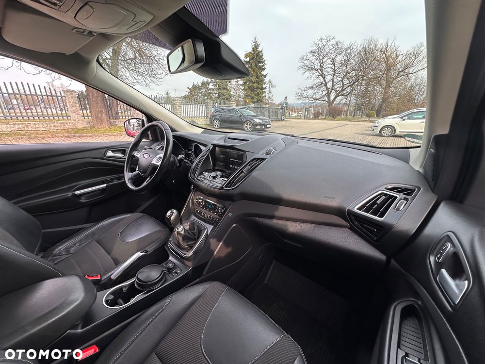 Ford Kuga 2.0 TDCi 4x4 Individual - 27