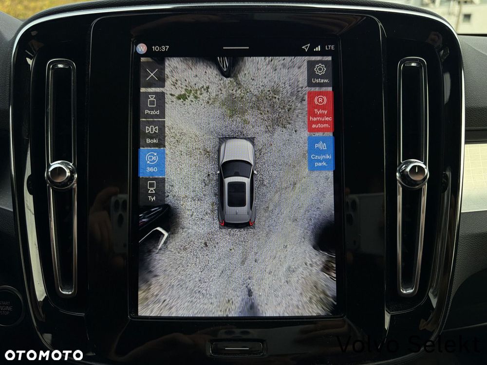 Volvo XC 40 - 29