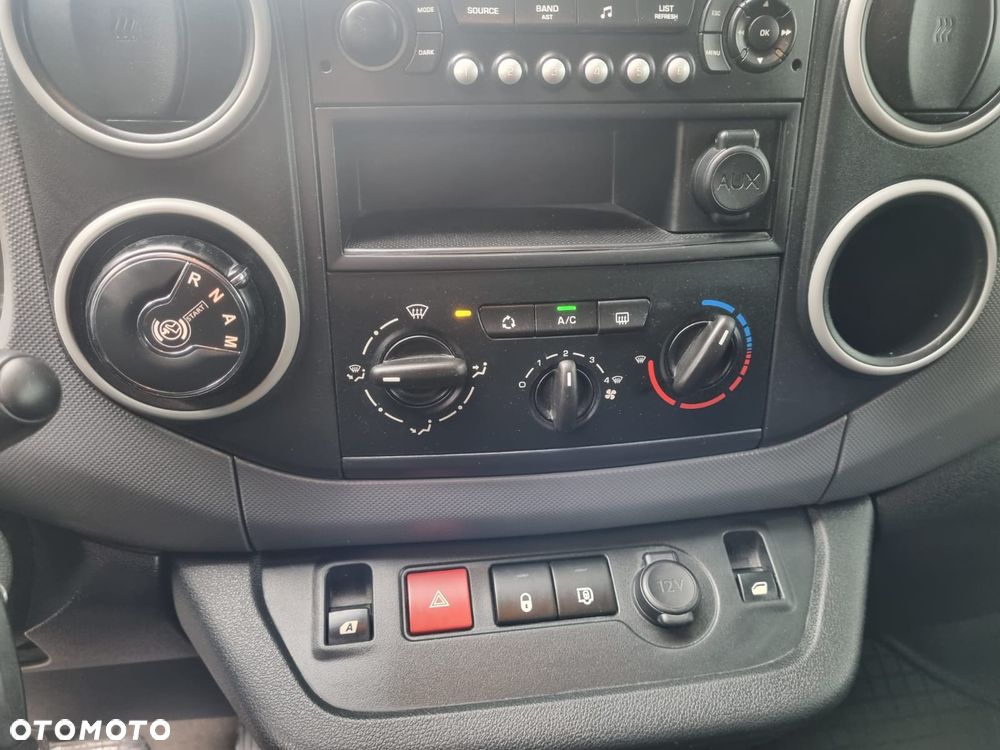 Citroën Berlingo Super Stan Automat tyko 199 tyś km Klima - 24