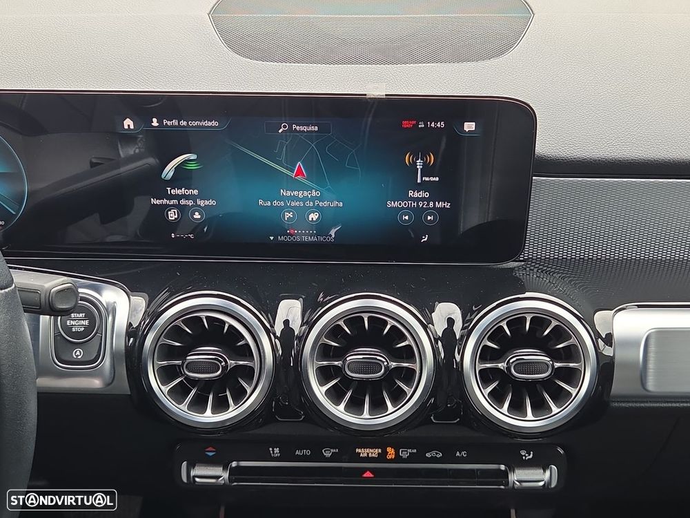 Mercedes-Benz GLB 180 - 18