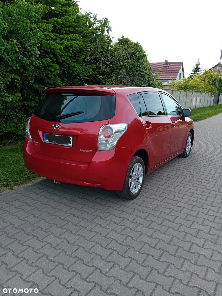Toyota Verso 2011 photo 4