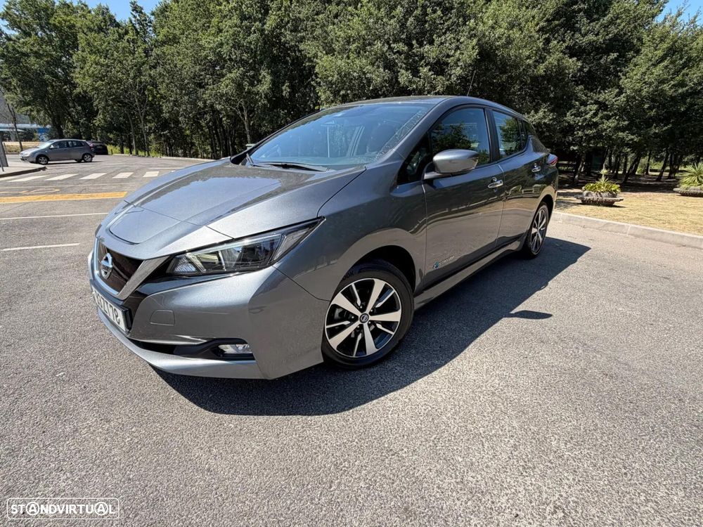 Nissan Leaf - 2
