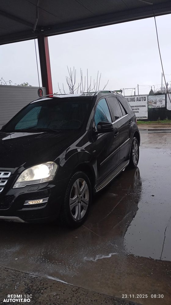 Mercedes-Benz ML 300 CDI BlueEfficiency Aut - 2