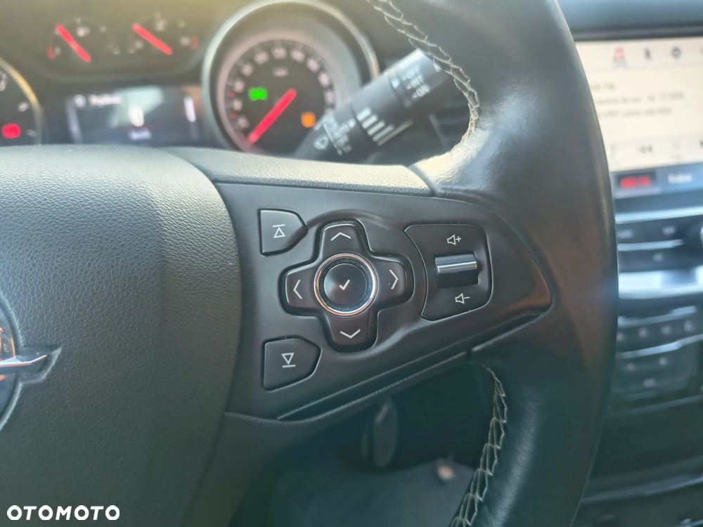 Opel Astra 1.4 T Dynamic - 26