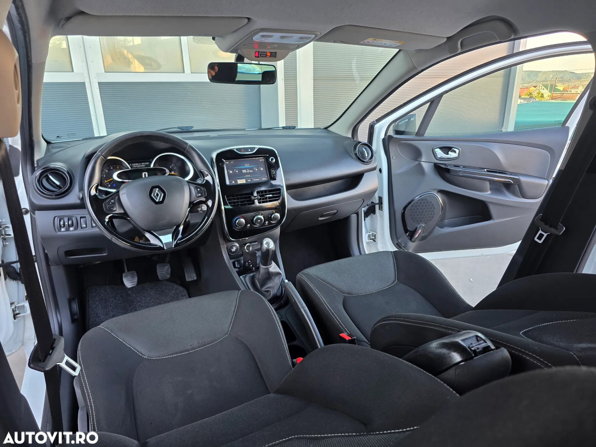Renault Clio dCi 90 Dynamique - 19