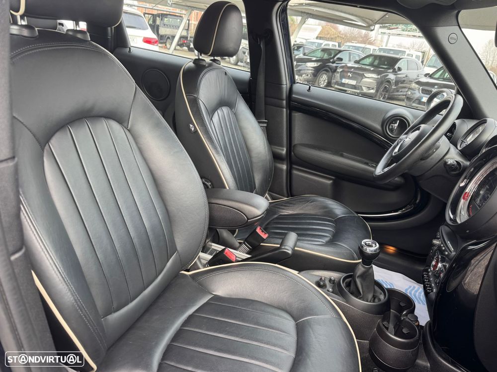 MINI Countryman Cooper D - 12