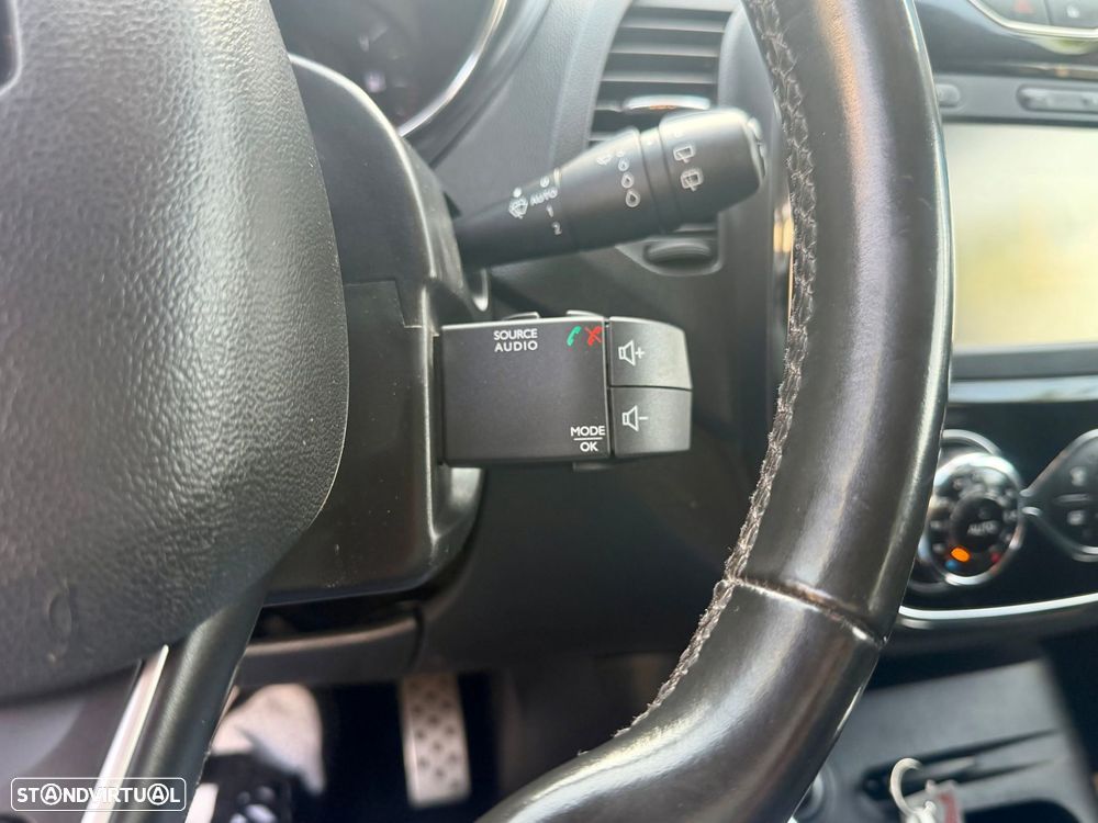 Renault Captur 1.2 TCe Exclusive EDC - 12