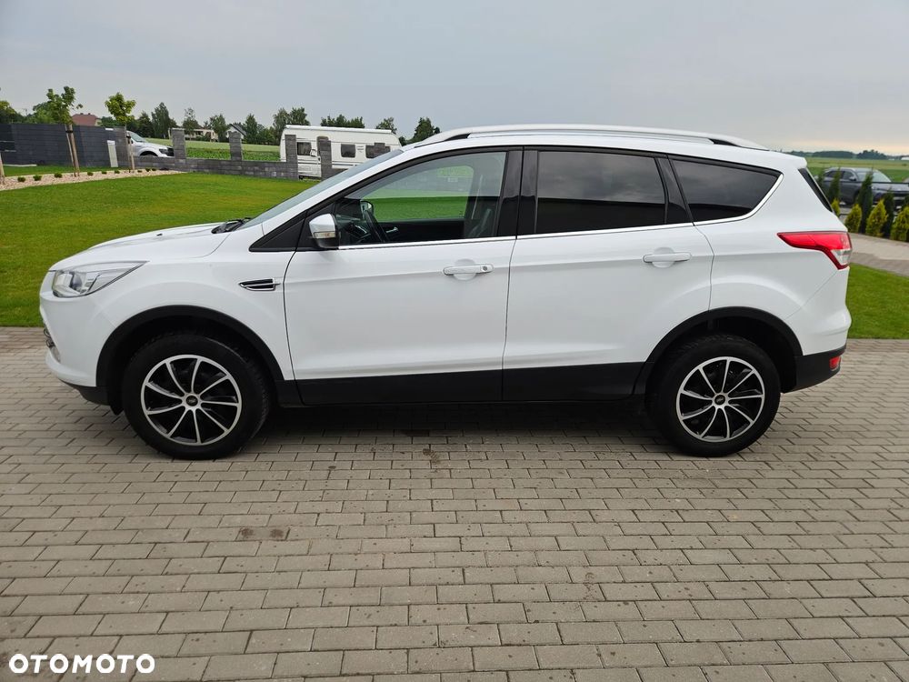 Ford Kuga 2.0 TDCi 4x4 Titanium - 4