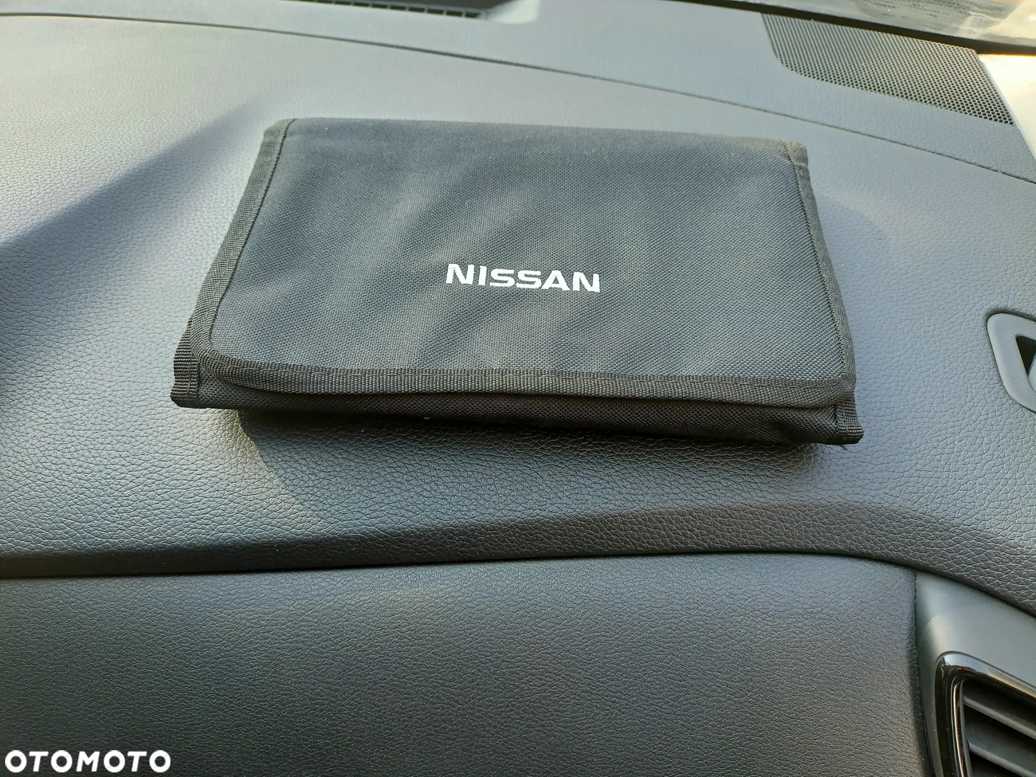 Nissan Rogue - 14