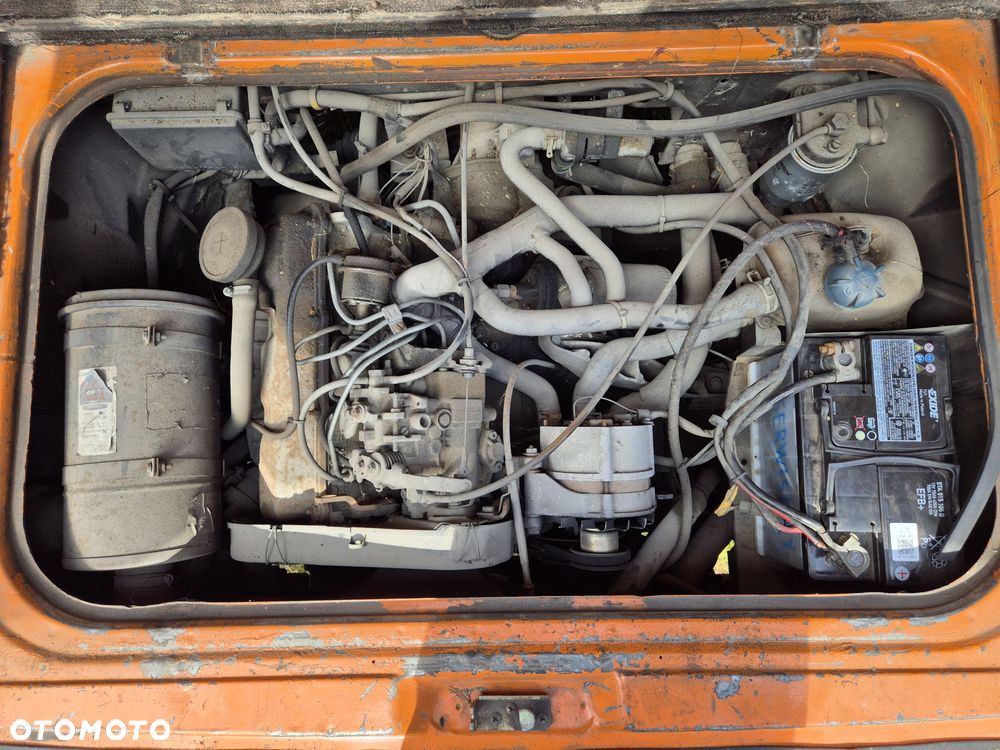 Volkswagen Transporter - 2