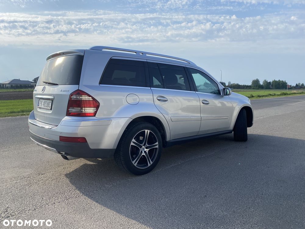 Mercedes-Benz GL - 7