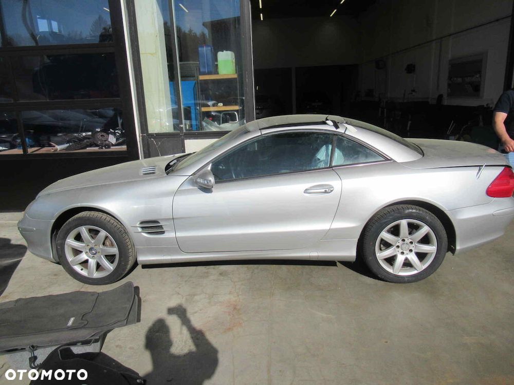 Mercedes-Benz SL 500 7G-TRONIC - 5