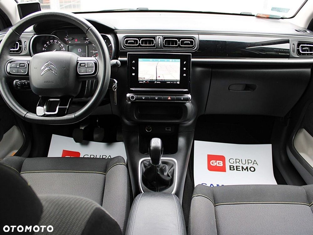 Citroën C3 1.2 PureTech Shine - 17