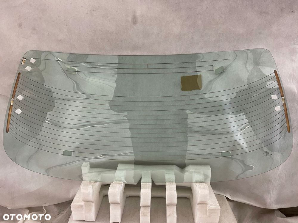 mercedes w126 1981-1991 rok szyba tylna nowa - 2