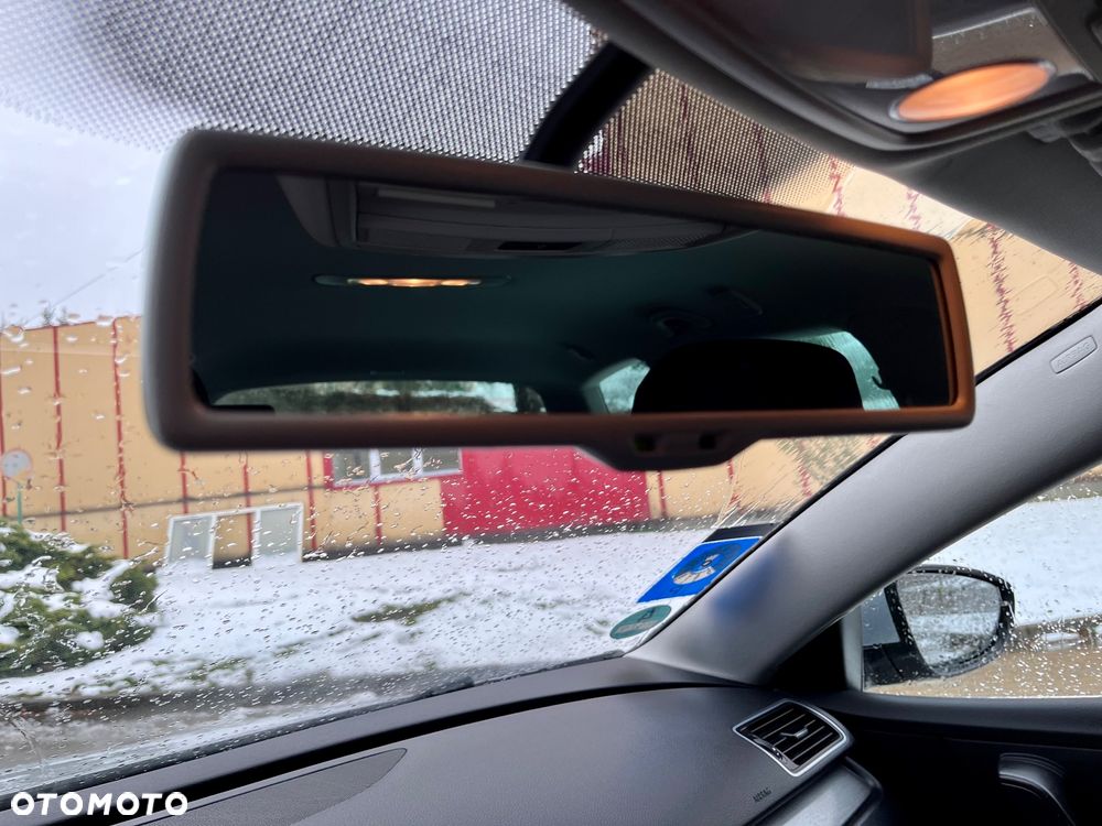 Volkswagen Passat 2.0 TDI BlueMotion Technology Highline - 21