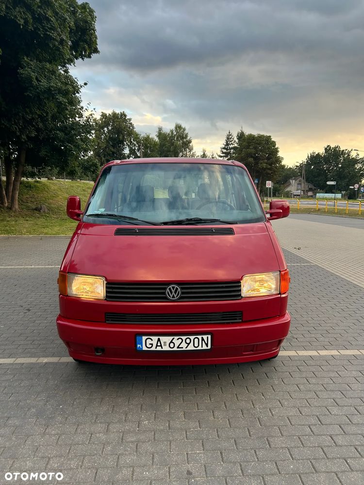 Volkswagen Multivan Standard - 9