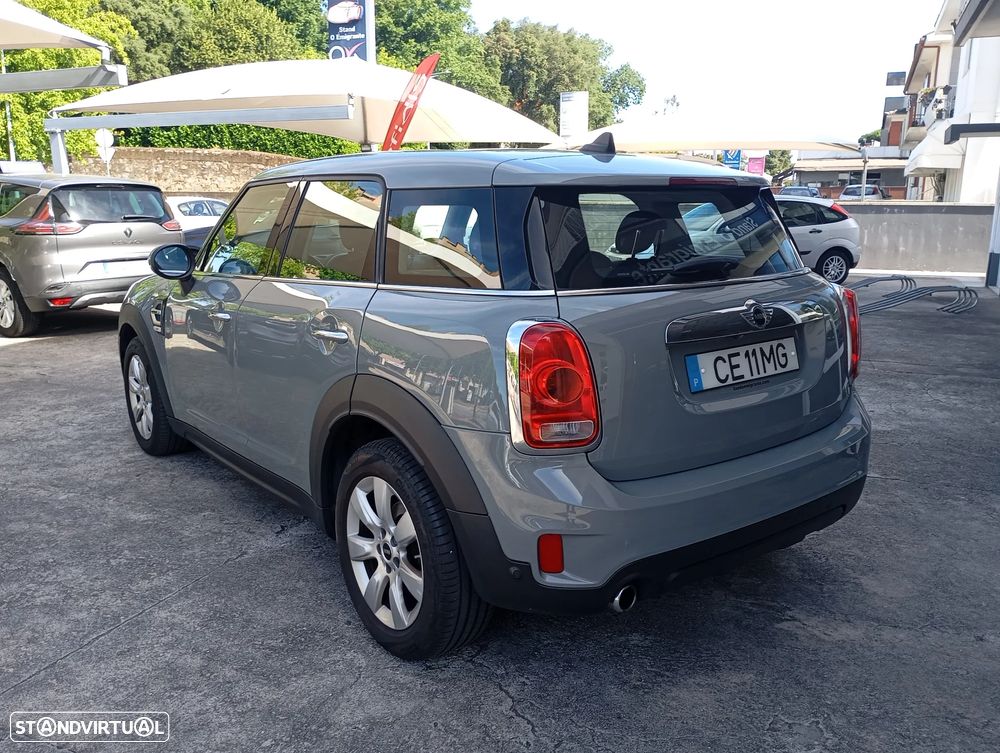 MINI 5 Portas Cooper Aut. 60 Years Chili - 2