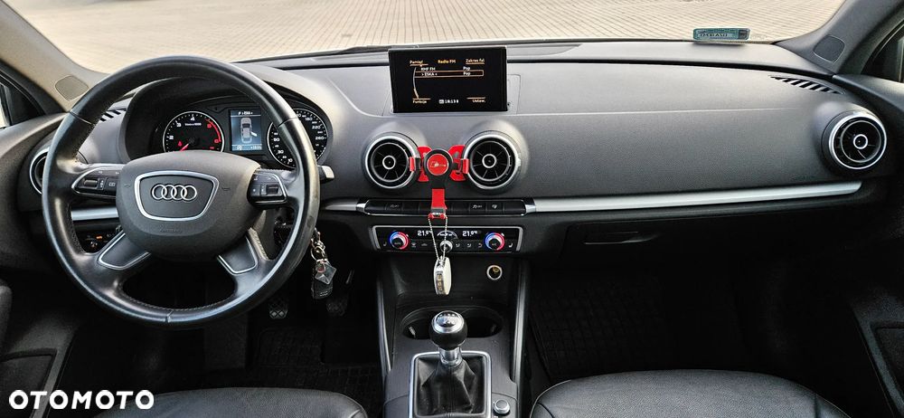 Audi A3 Limousine 1.6 TDI (clean diesel) S line Sportpaket - 8