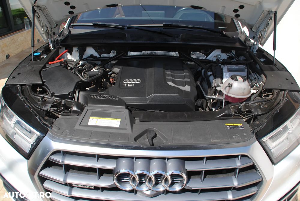 Audi Q5 40 TDI quattro S tronic sport - 24