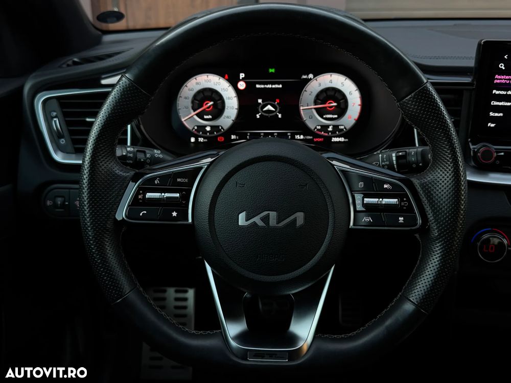 Kia XCeed 1.5 T-GDI 7DCT GT Line - 31