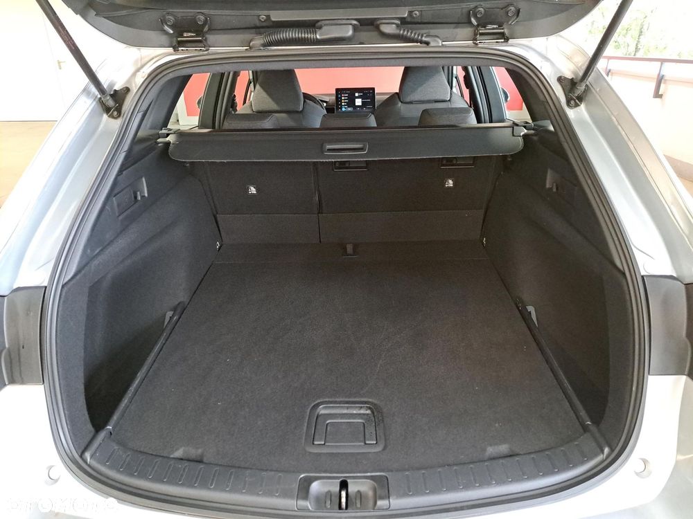 Toyota Corolla 1.8 Hybrid Comfort - 6