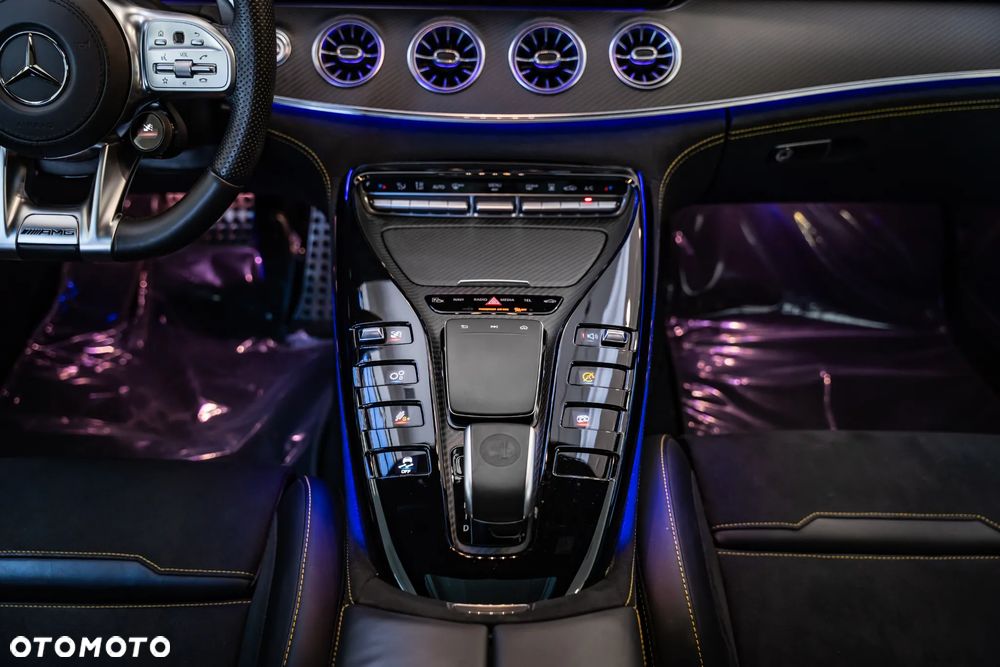 Mercedes-Benz AMG GT - 34