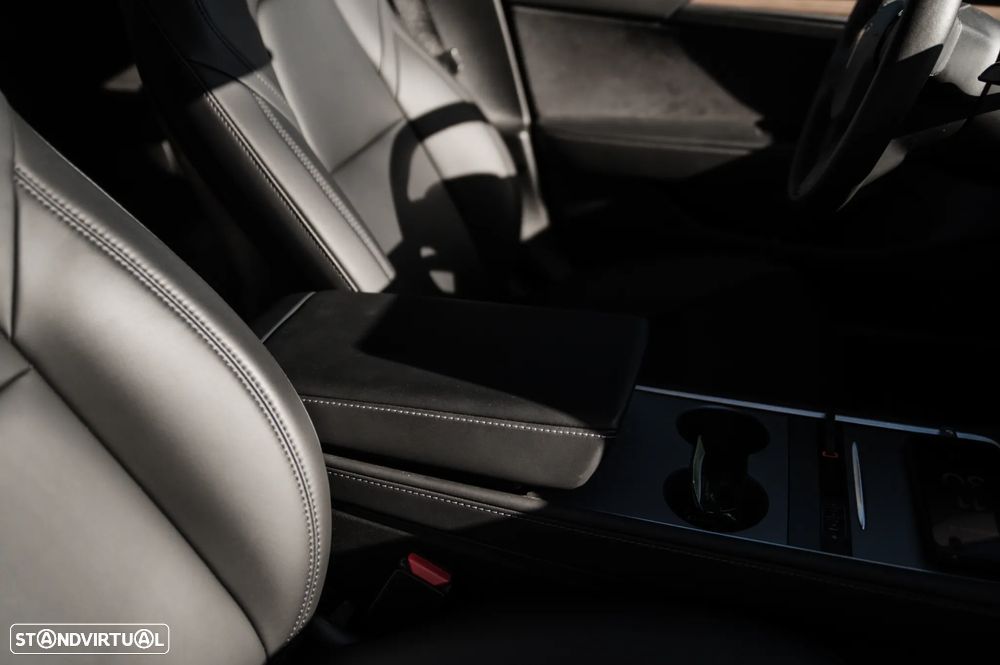 Tesla Model 3 Long Range Tração Integral - 11