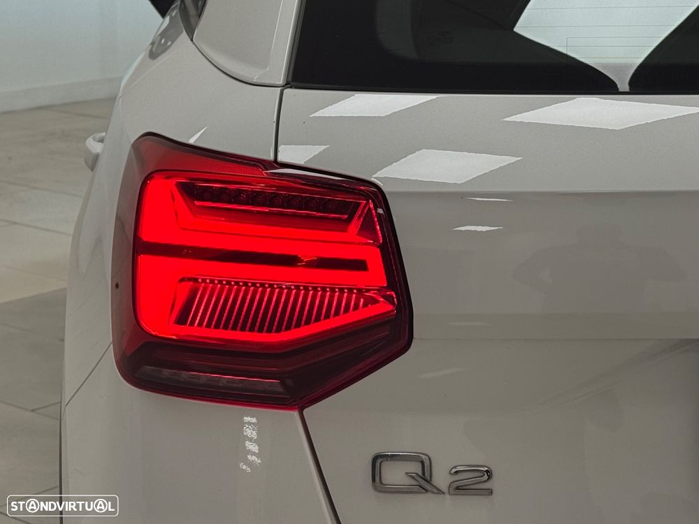 Audi Q2 30 TDI Design S tronic - 15