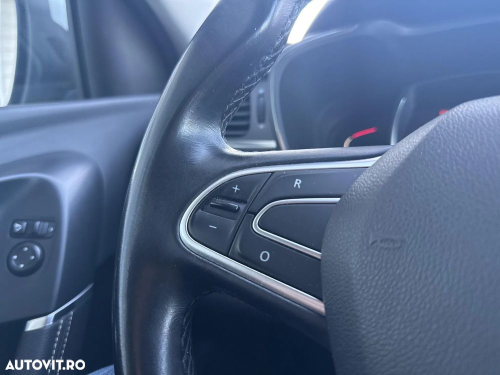 Renault Kadjar Energy dCi 130 Business - 12