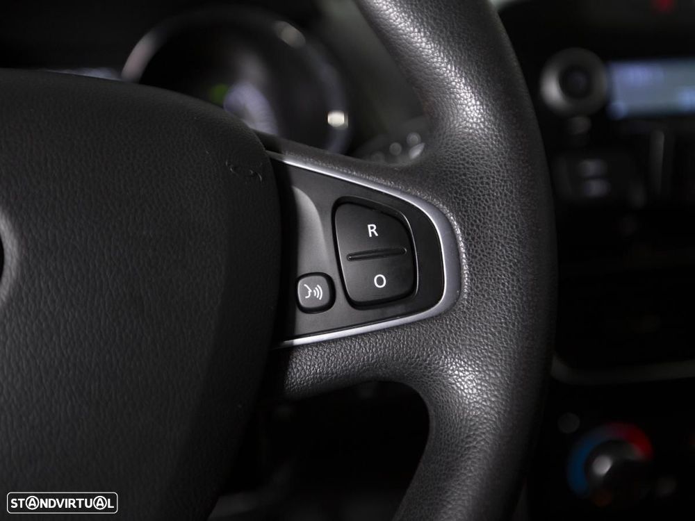 Renault Clio 1.5 dCi Zen — fotografia 15