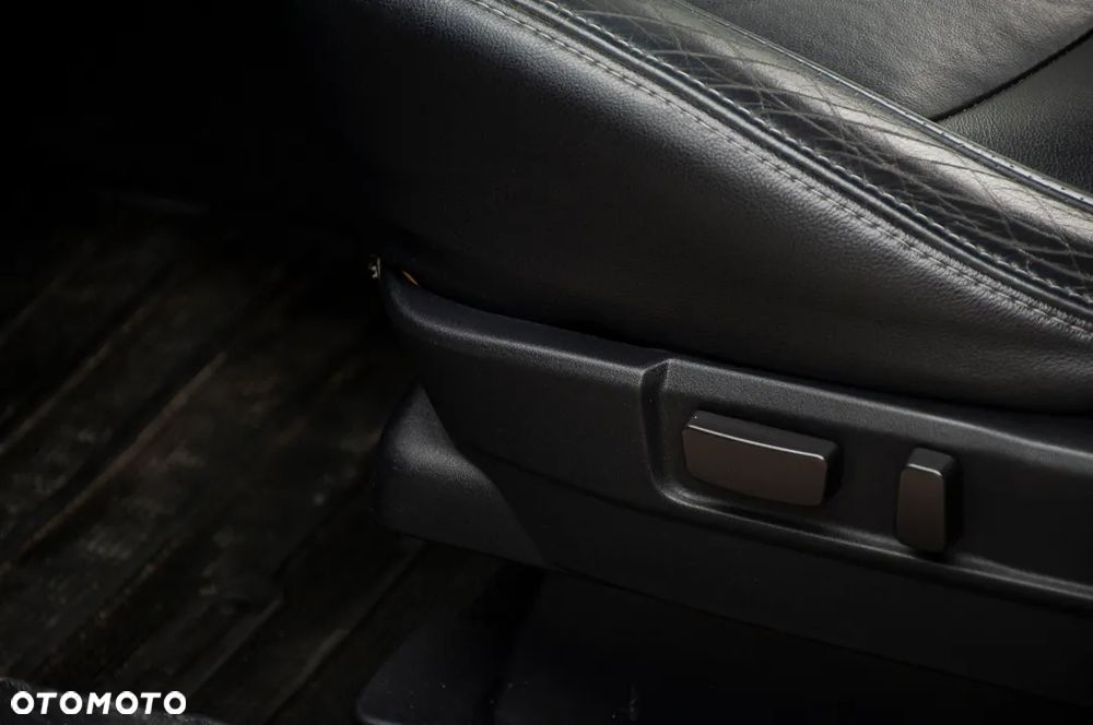 Citroën C-Crosser 2.2 HDi Exclusive DCS - 40