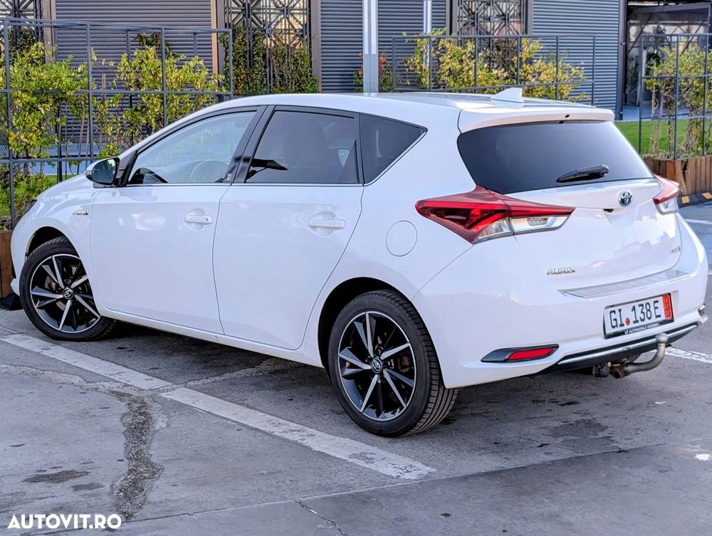 Toyota Auris 1.8 L VVT-i Sol - 6