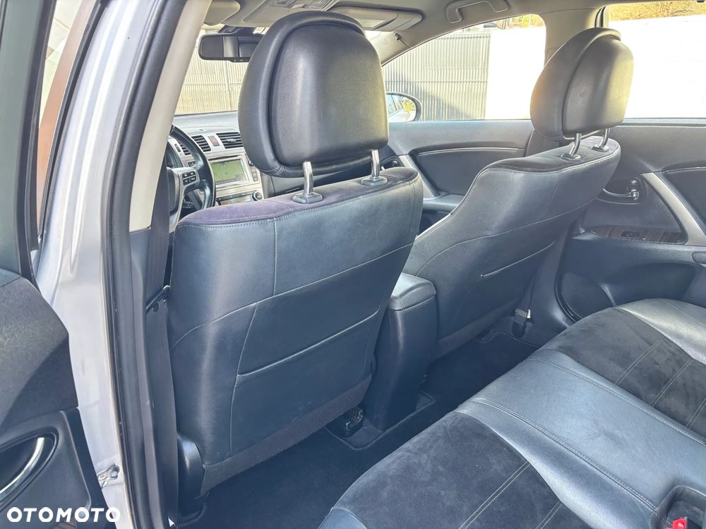 Toyota Avensis 2.2 D-4D Prestige - 16