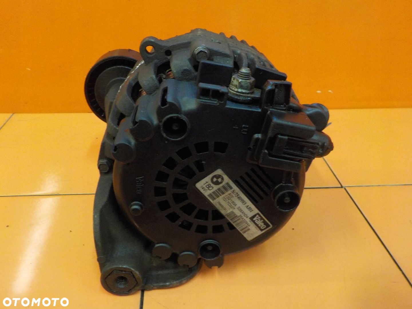 BMW X5 E53 E65 4.4 B V8 05r 320KM N62 alternator 7540993 - 4