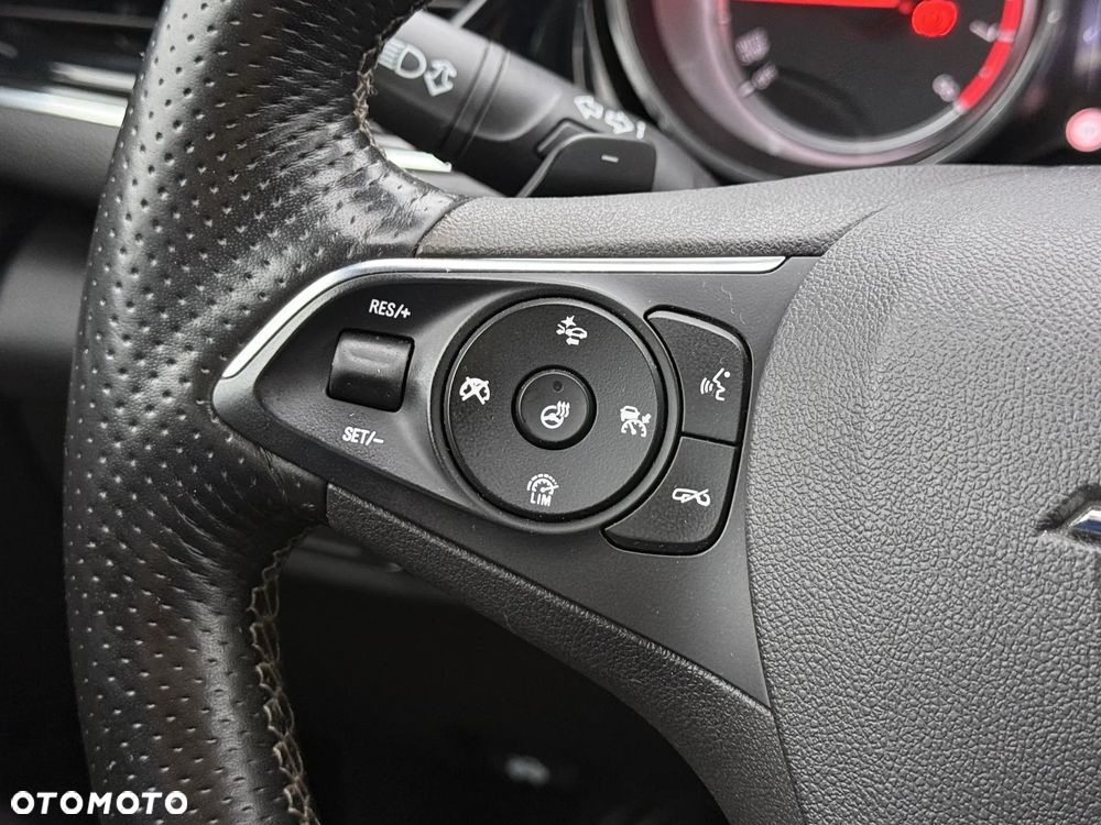 Opel Insignia - 13