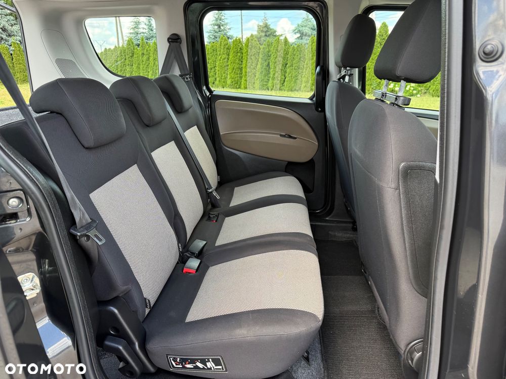 Opel Combo - 25