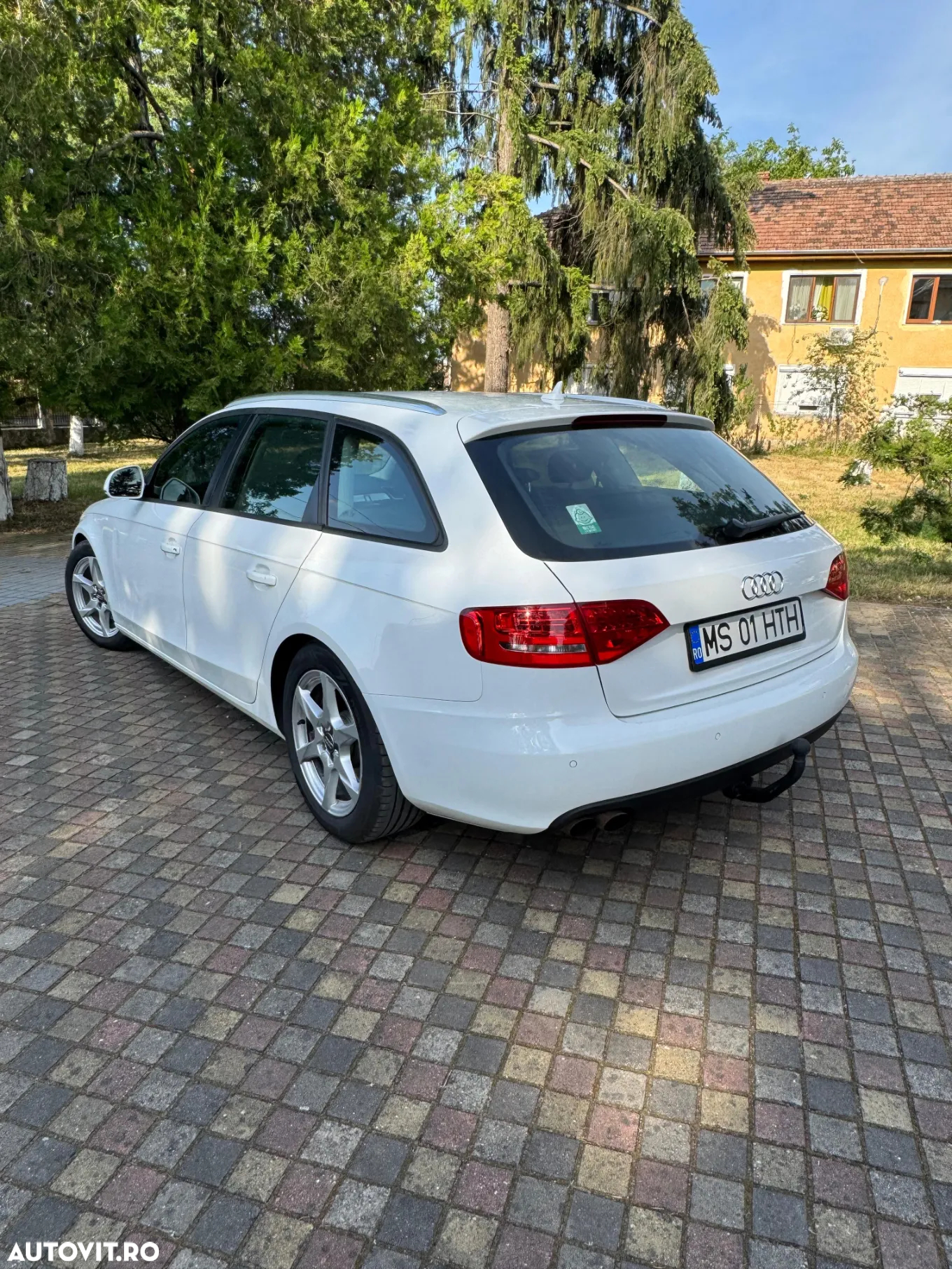 Audi A4 2.0 TDI Quattro Avant - 4