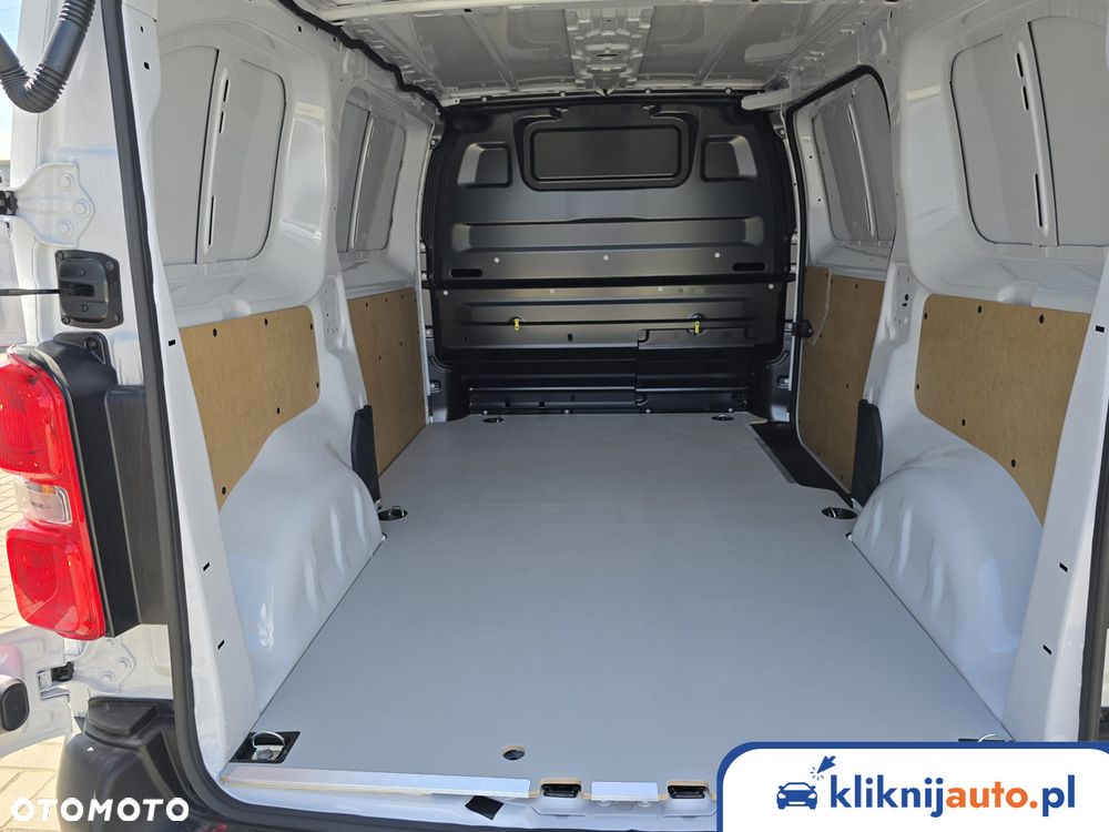 Fiat Scudo Furgon M Diesel 1.5 120 KM Manual - 19