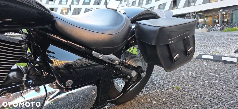 Suzuki Intruder - 27