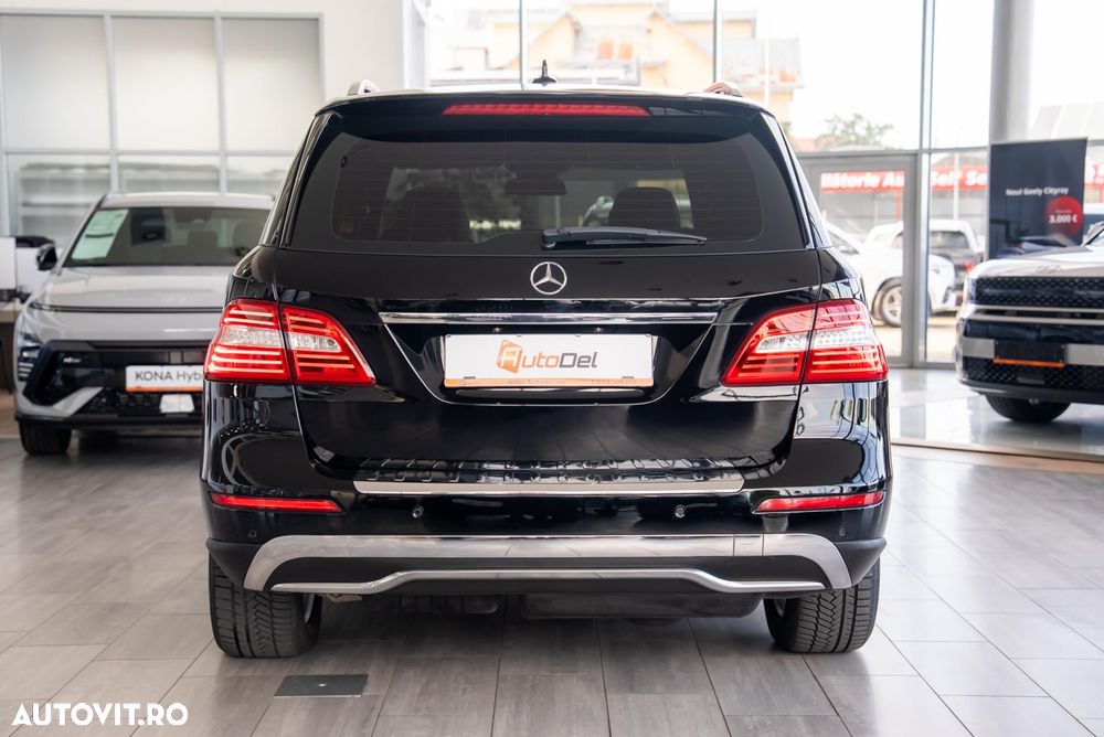 Mercedes-Benz ML - 9