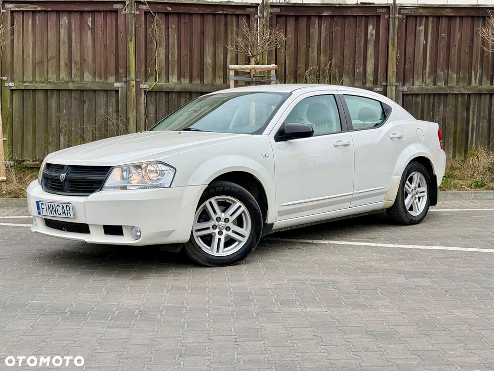 Dodge Avenger - 1