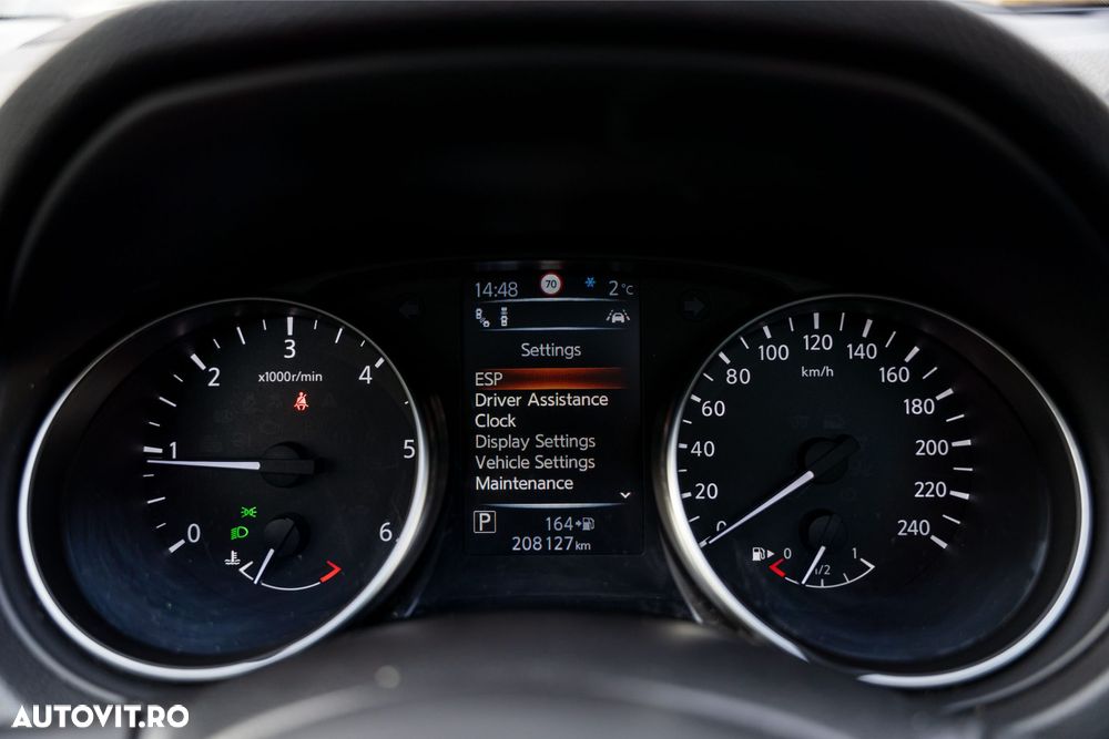 Nissan Qashqai 1.6 DCI Xtronic N-Connecta - 31